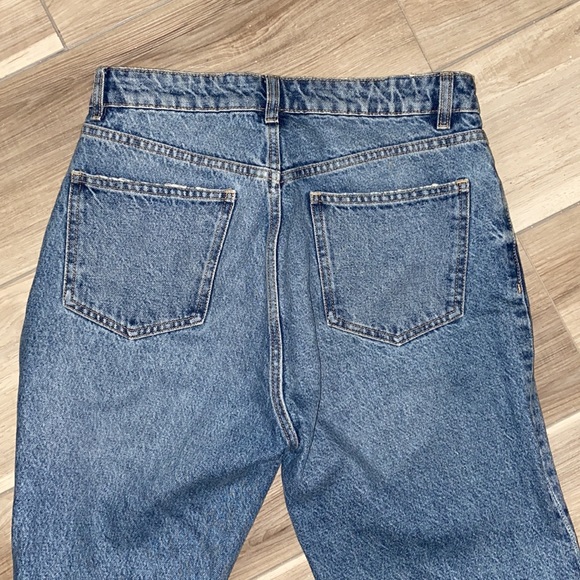 Zara | Distressed straight leg jeans - Picture 5 of 5